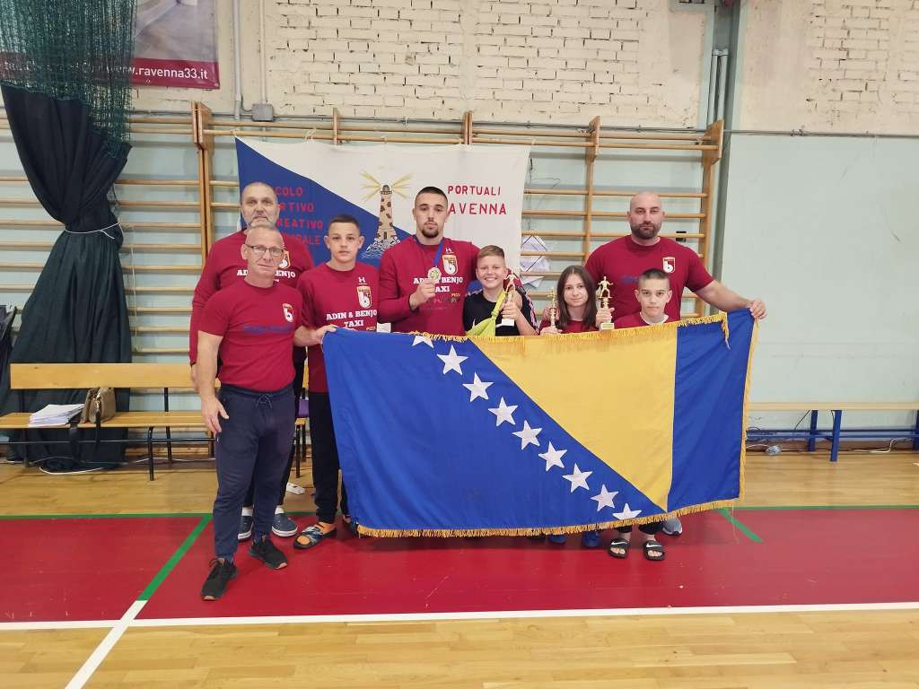 Hrvači Bosne osvojili tri zlata i srebro na turniru u Italiji