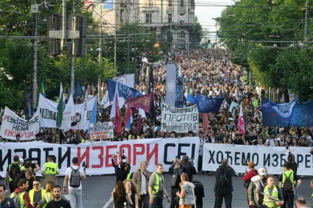 Studenti u Srbiji najavili novi protest: 'U ponedjeljak sve staje'