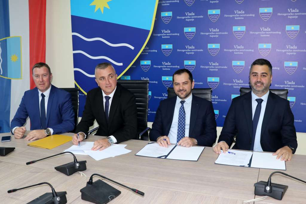 Potpisan ugovor o realiziranju dodjele subvencije razvitku Zračne luke Mostar