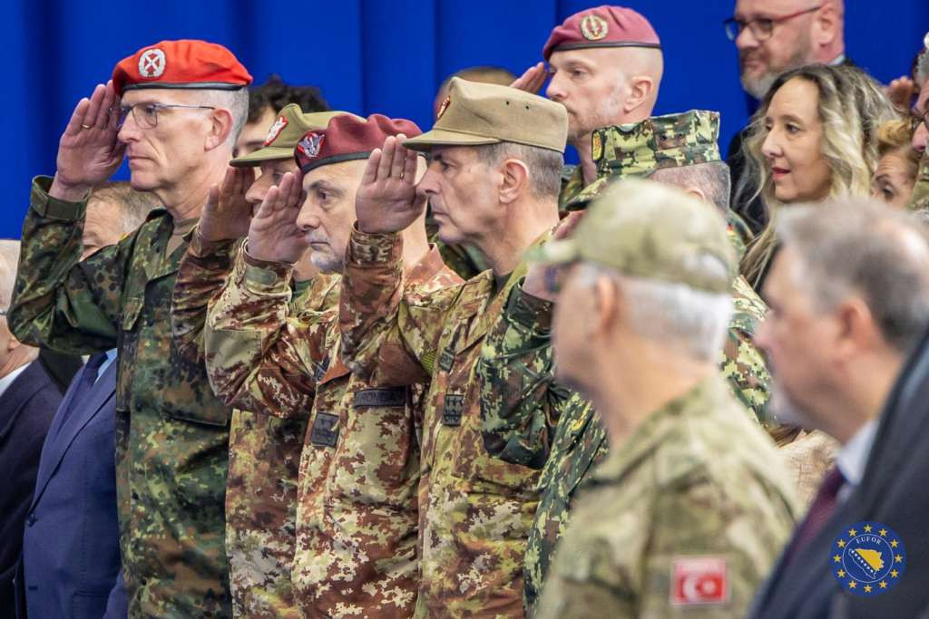 Komandant EUFOR-a prisustvovao primporedaji dužnosti komandanta KFOR-a