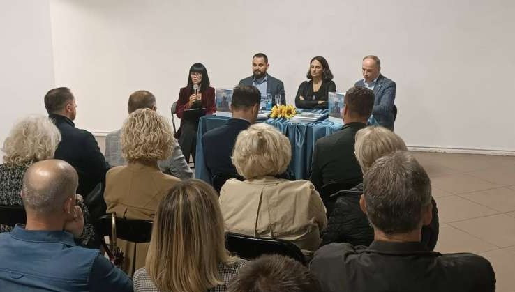 U Bihaću promovirana knjiga 'Garavice' Mare Janakove Grujić