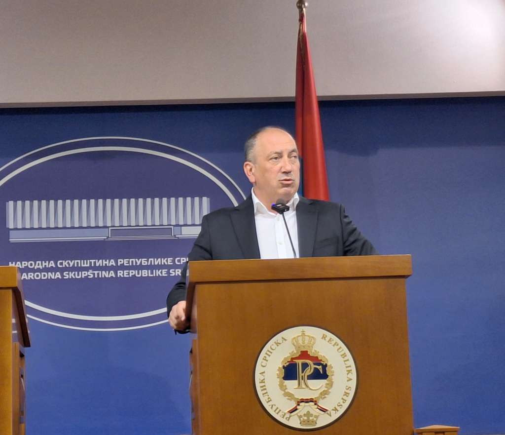 Crnadak: Vlada RS ponovo ide s akcijom koja unosi nervozu, strah i neizvjesnost