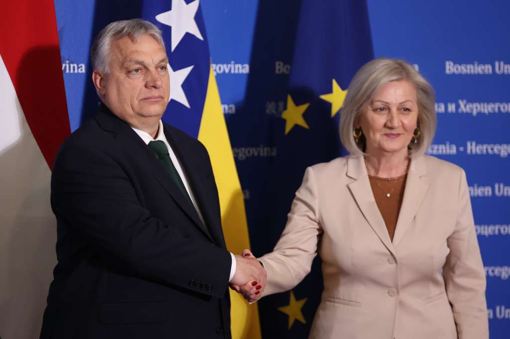 Krišto razgovarala s Orbanom o unapređenju bilateralne suradnje