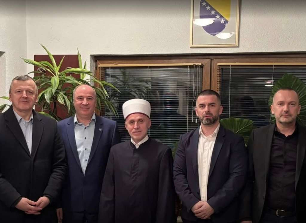 Zajednički iftar u KPZ Bihać: Jačanje podrške zatvorenicima kroz saradnju s Islamskom zajednicom