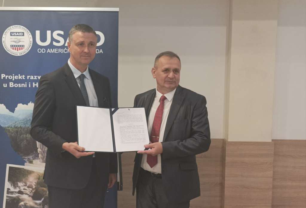 'Krajiški omač' i 'Krajiška trahana' registrirani oznakom zajamčeno tradicionalnog specijaliteta