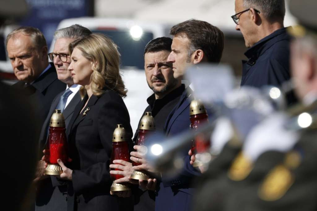 Lideri u Kijevu pozivaju na primirje i mirovne pregovore dok se borbe nastavljaju