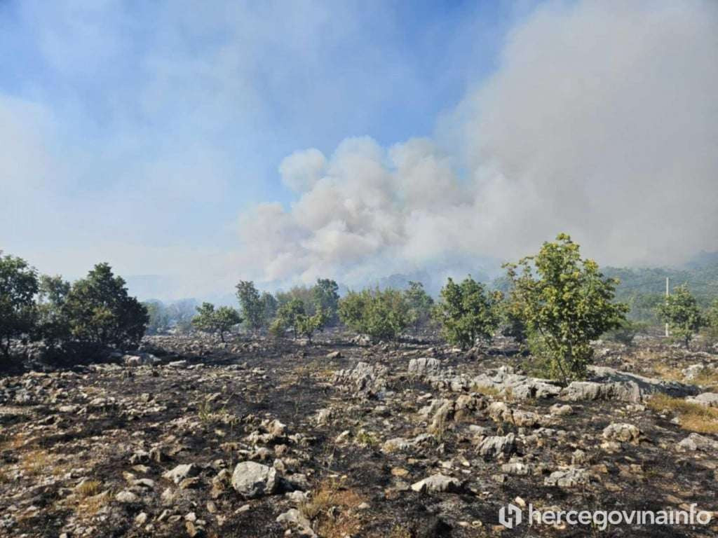Požar kod Stoca, zahvaćen minski sumnjiv teren