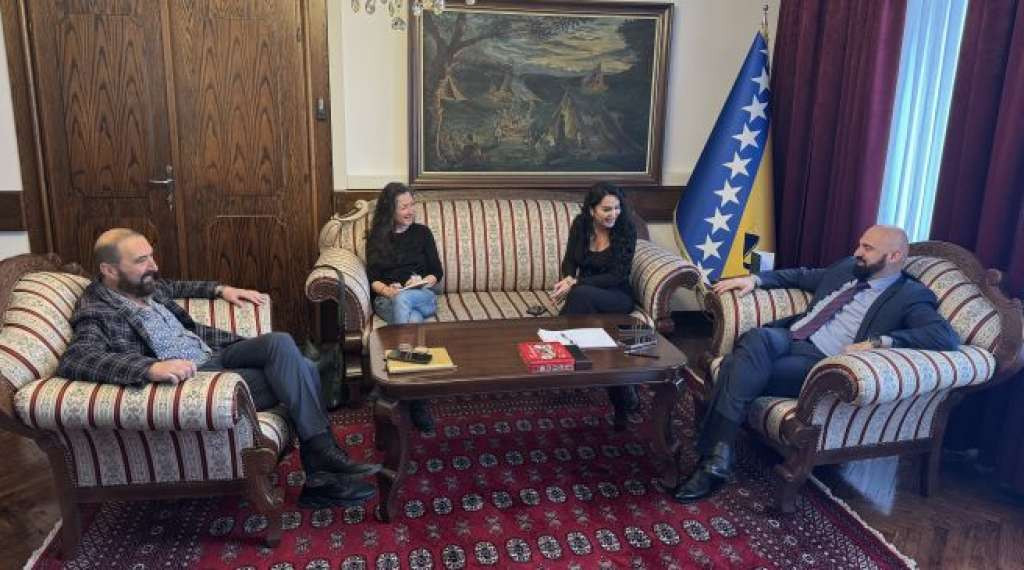 Isak primio u posjetu predstavnike produkcije 'Deblokada'-Podrška realizaciji budućih projekata