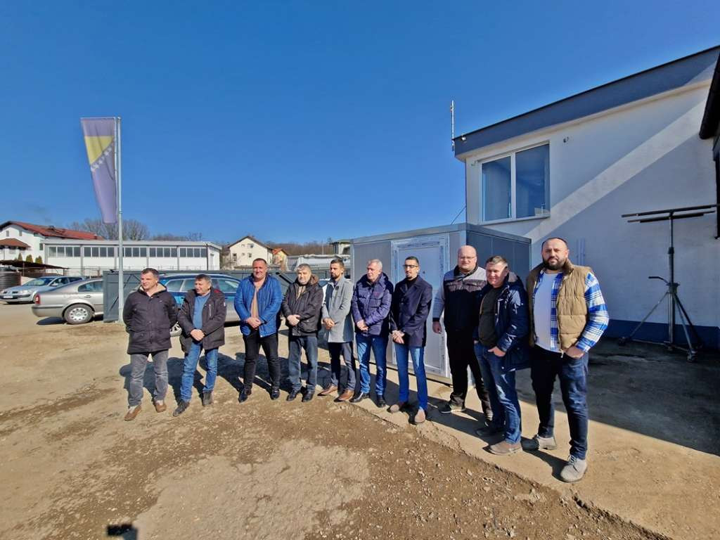 U Kalesiji proizveden prvi montažni stambeni kontejner za građane Turske