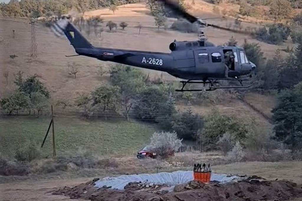 Helikopteri Oružanih snaga BiH lokalizovali požar na Ponijerima u općini Kakanj