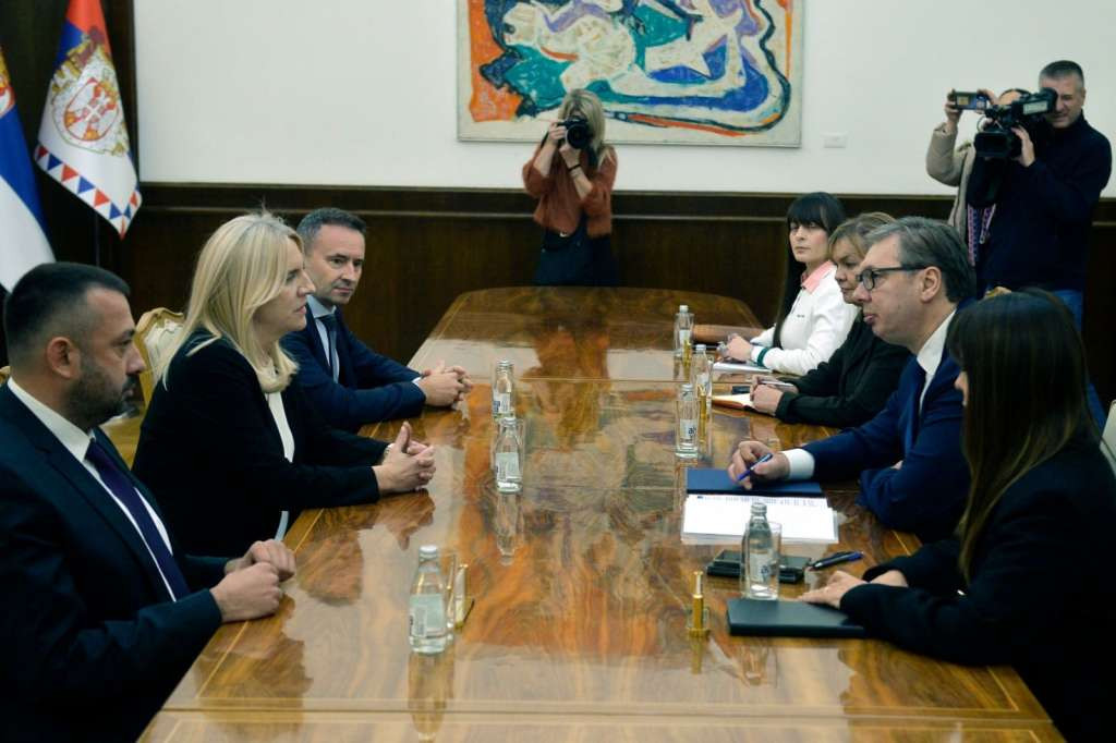 Cvijanović se sastala s Vučićem u Beogradu