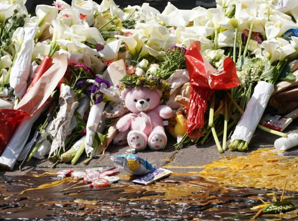 Srbija: REM pozvao medije da prekinu program na godišnjicu masovnih ubojstava