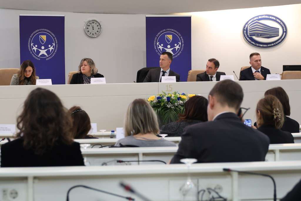 APIK- Pet institucija BiH nije dostavilo podatke o realizaciji Strategije za borbu protiv korupcije