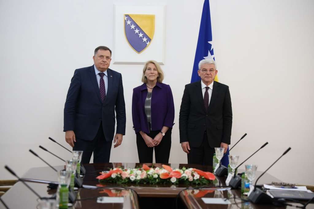 Donfried: Ne možemo uraditi posao lidera