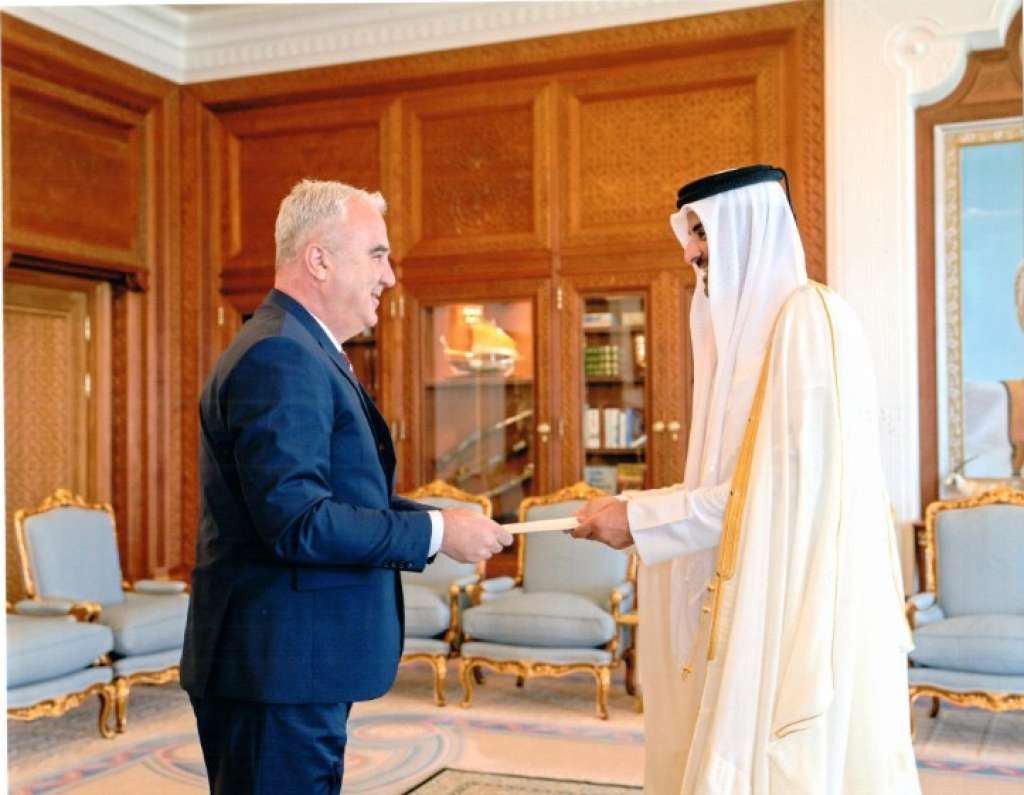 Halilović predao akreditivna pisma emiru Države Katar šeiku Tamimu bin Hamadu Al-Thaniju