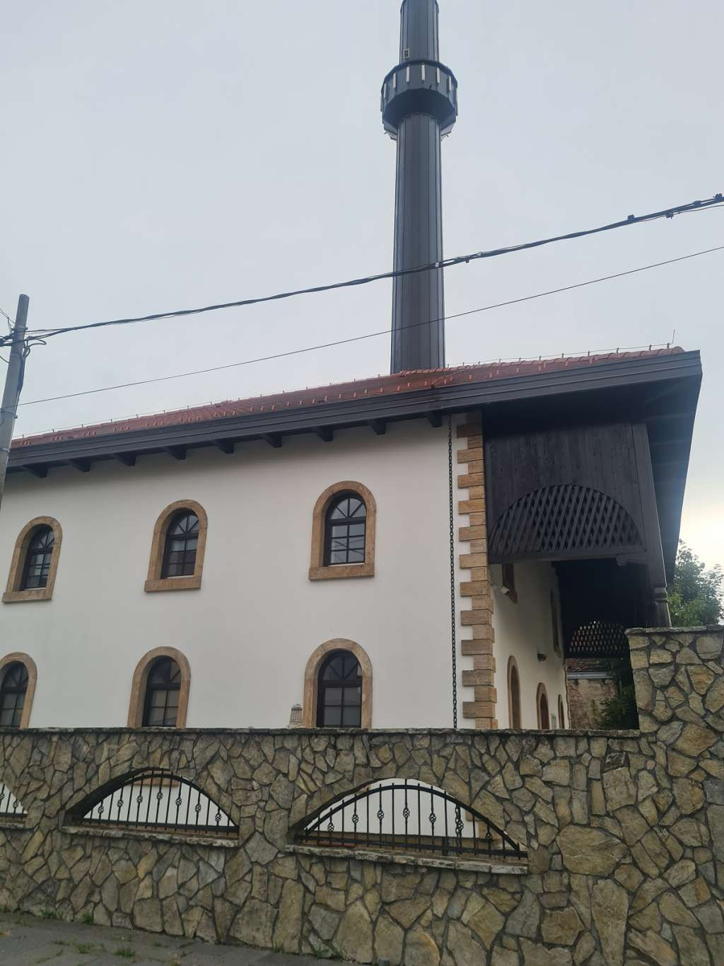 Nakon tri decenije Čaršijska džamija u centru Bosanske Dubice krajem jula otvara vrata vjernicima