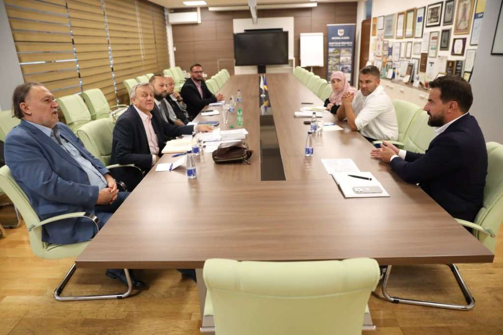 Pandurević s načelnikom Općine Ilidža: Prioritet rekonstrukcija kotlovnice u Hrasnici