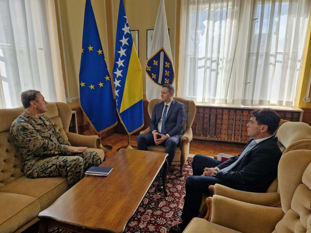 Bećirović - Mašović: Važno realizovati plan modernizacije i razvoja Oružanih snaga BiH