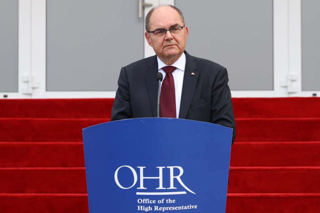 OHR potvrdio: Schmidt donio ličnu odluku da okonča svoju službu u provedbi mira u BiH