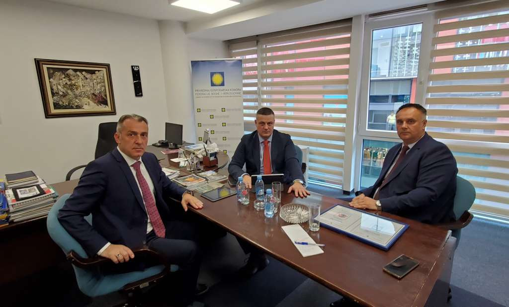 Mijatović posjetio Privrednu komoru FBiH: Direktna saradnja od velike važnosti