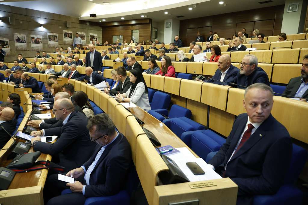 Zastupnici prihvatili ujednačavanje penzija ostvarenih u službi u OS BiH