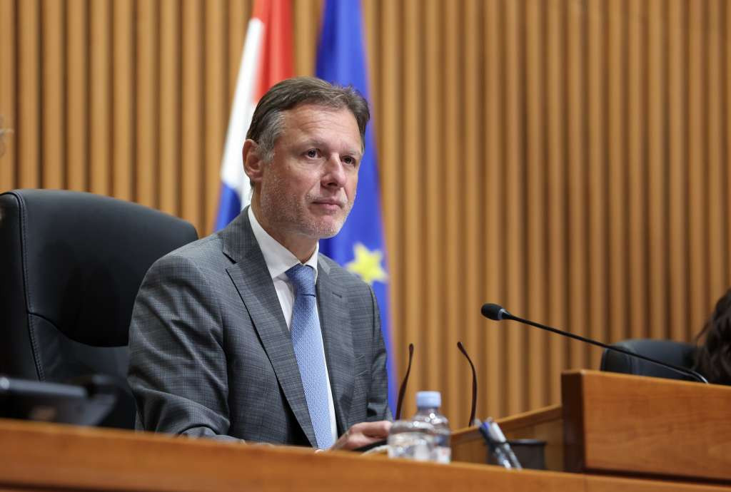 Jandroković: Ekstremi s obje strane žele negirati zločine onih koje simpatiziraju