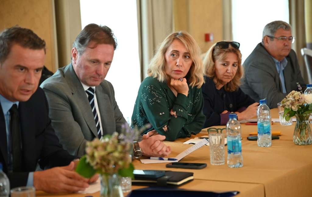 Hrnjić i Pozder s predstavnicima gradova i općina USK - Do boljih projekata i zaštite rijeka