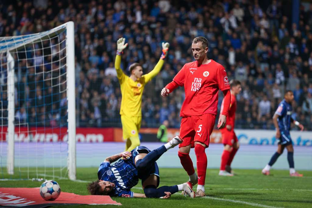 Velež slavio protiv Željezničara na Grbavici