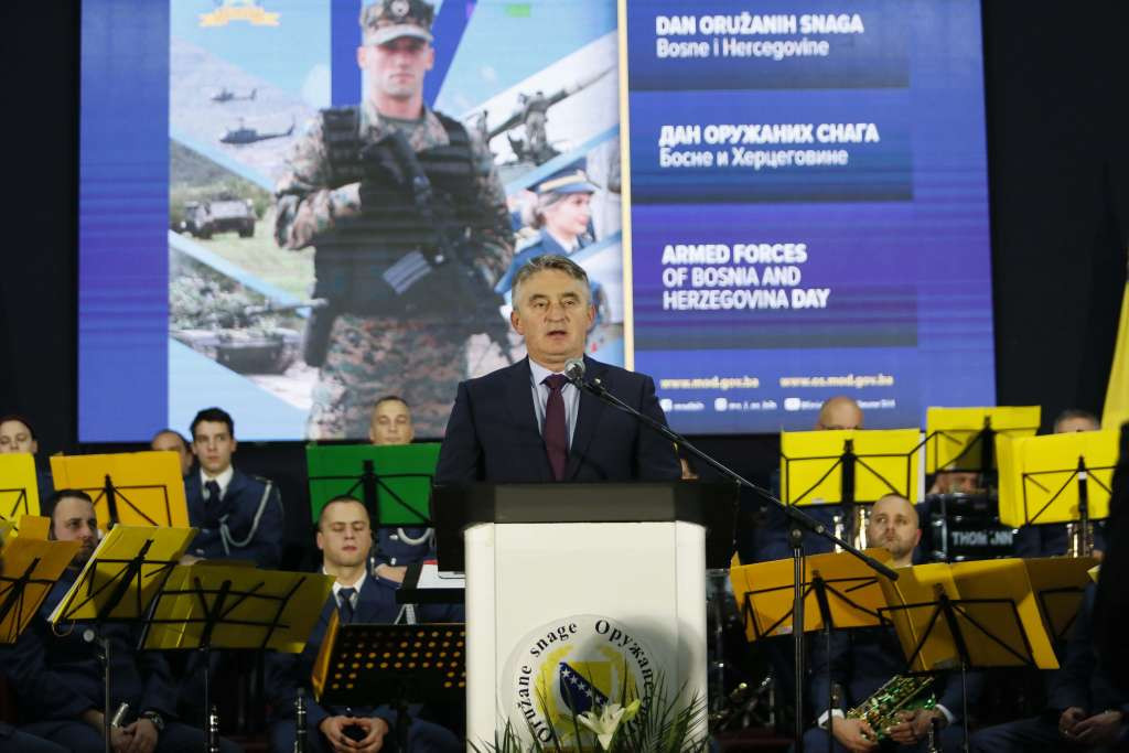 Stabilne i jake Oružane snage BiH garancija opstanka i stabilnosti države