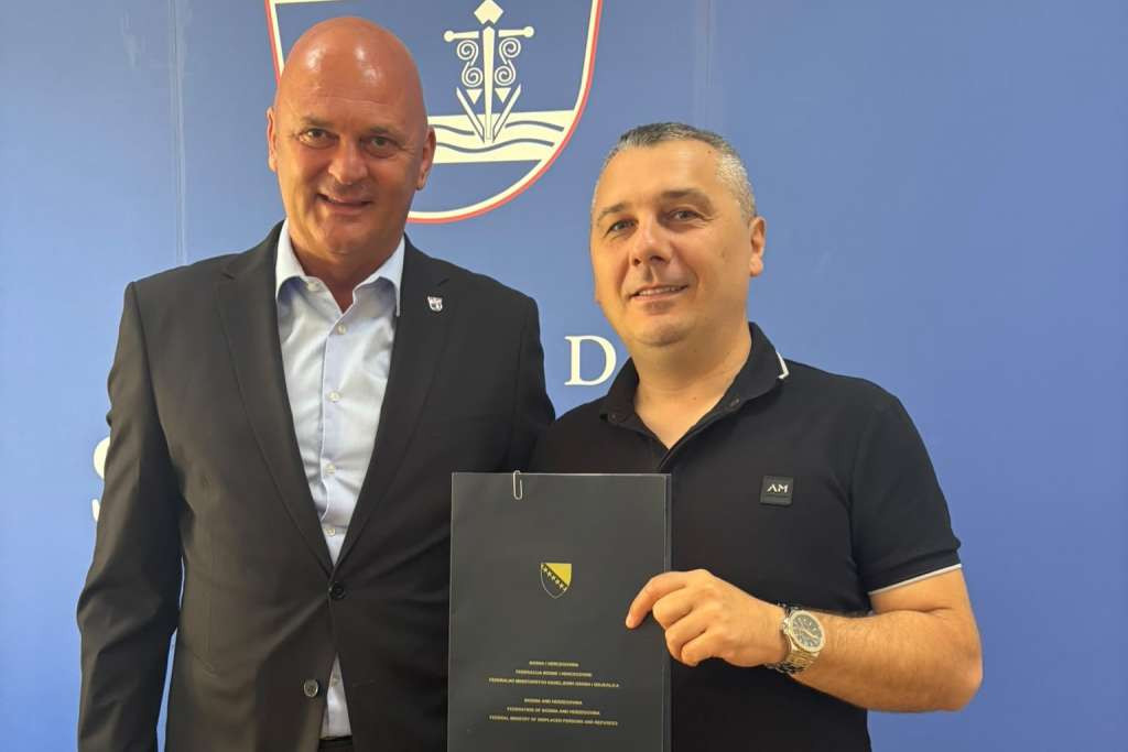 Potpisana tri ugovora za infrastrukturne projekte na području Grada Stoca