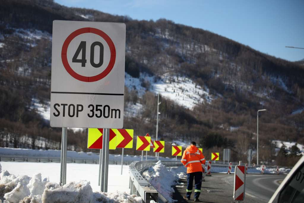 Mokri kolovozi: Saobraća se bez većih poteškoća