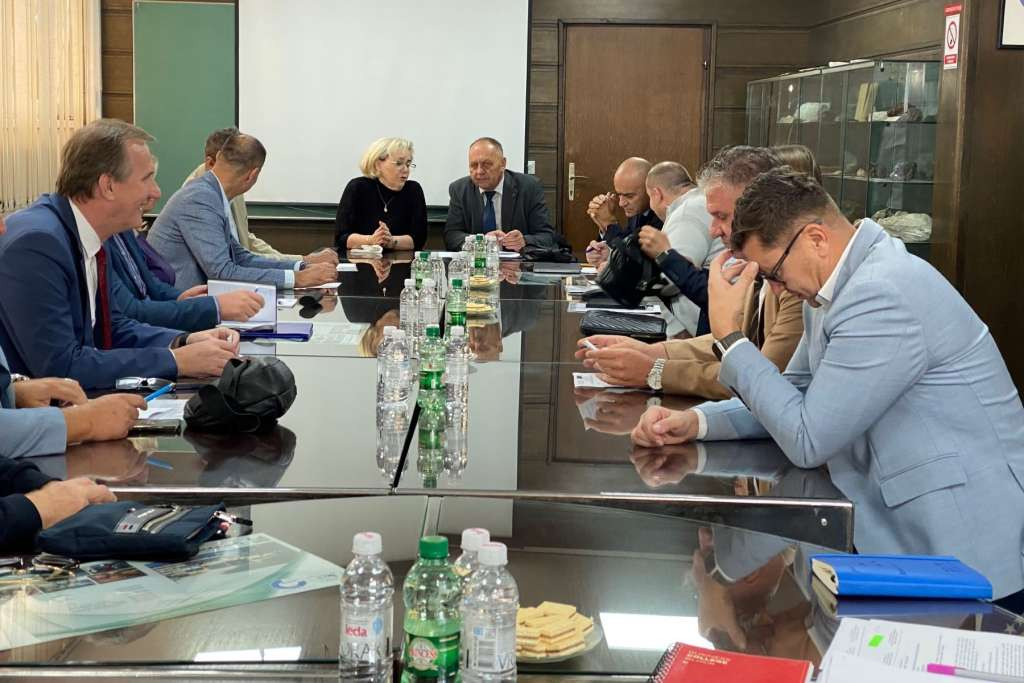 U Ministarstvu zdravstva Tuzlanskog kantona radni sastanak sa federalnim ministrom zdravstva