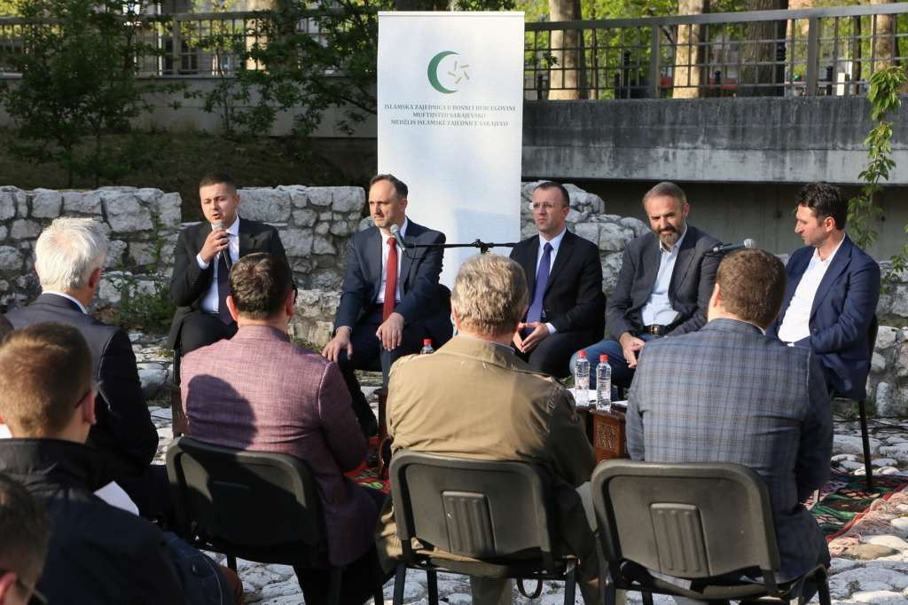 U Sarajevu održan okrugli stol 'Porušene sarajevske džamije'