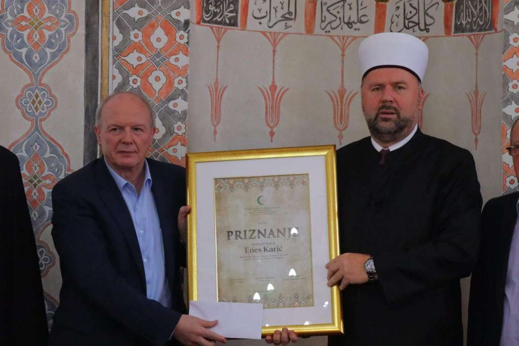 Akademik Enes Karić dobitnik priznanja i nagrade “Hasan-ef. Škapur” za 2023. godinu