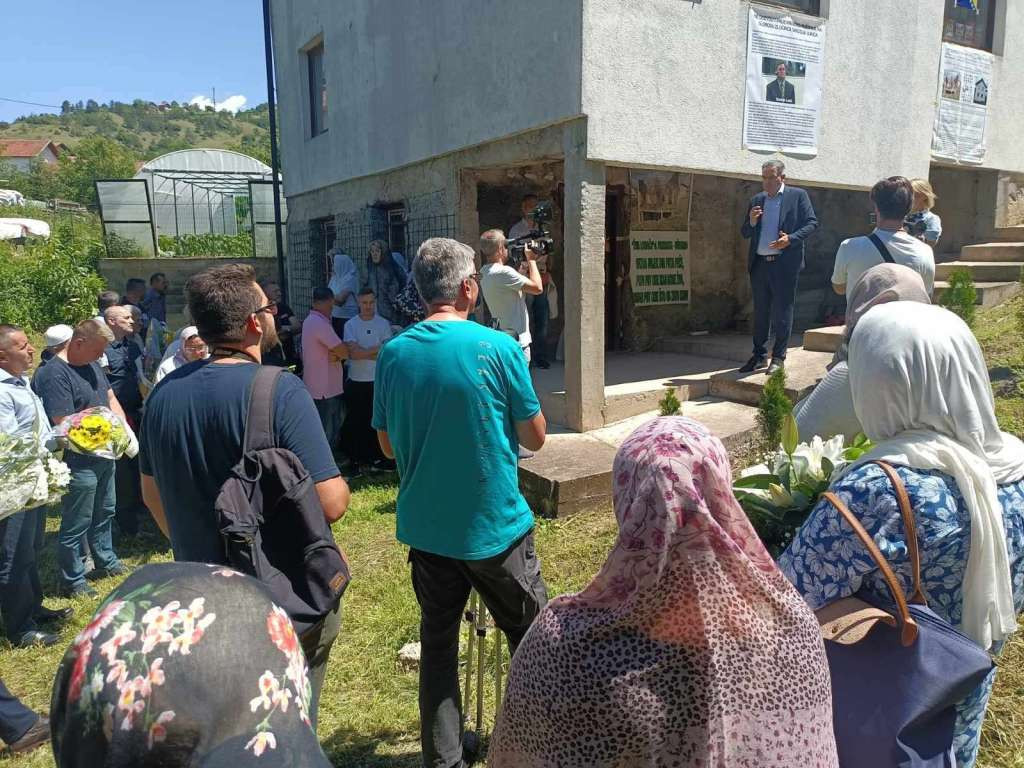 Obilježena 32 godišnjica “žive lomače” u Pionirskoj ulici u Višegradu