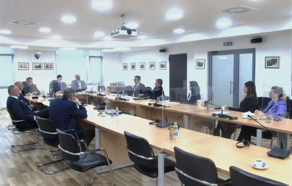 Glavni tužioci u BiH: Zajedničkim naporima stati u kraj organiziranim kriminalnim grupama u BiH