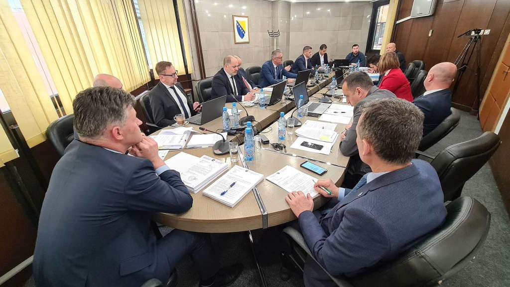 Bašić naglasio kontinuirano opredjeljenje Vlade ZDK-a da unapređuje položaj branilačke populacije