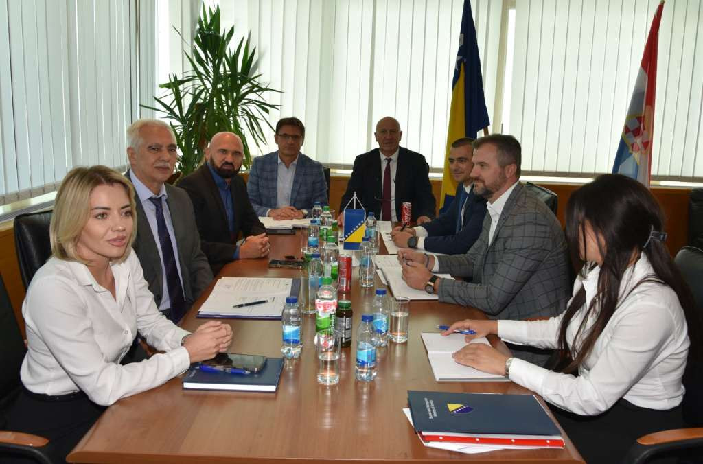 Bošnjak održao sastanak s predstavnicima ministarstava unutarnjih poslova i policijskih akademija