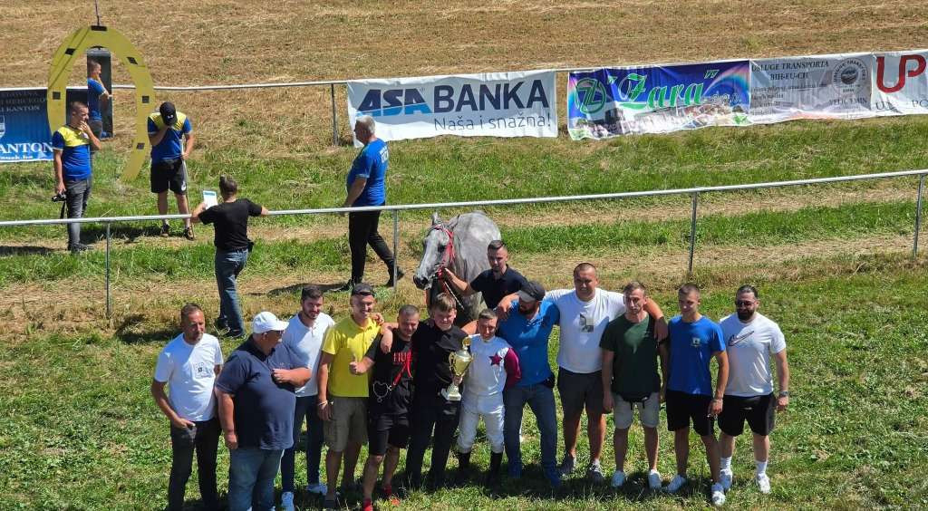 Velika Kladuša domaćin međunarodnog konjičkog spektakla: Grlo Attaco osvojilo Kup BiH