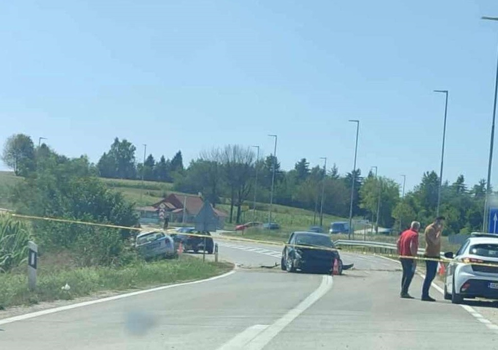 Unsko-sanski kanton: U jednom danu 17 saobraćajnih nezgoda na cestama