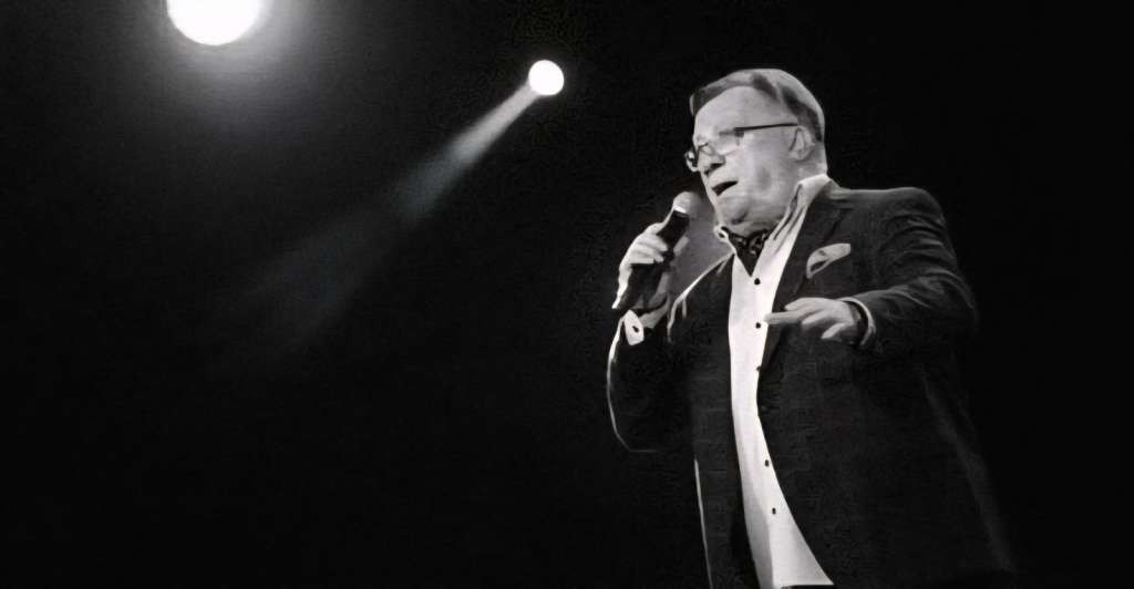 Na današnji dan rođen je Halid Bešlić, o muzičkoj legendi biće snimljen biografski film