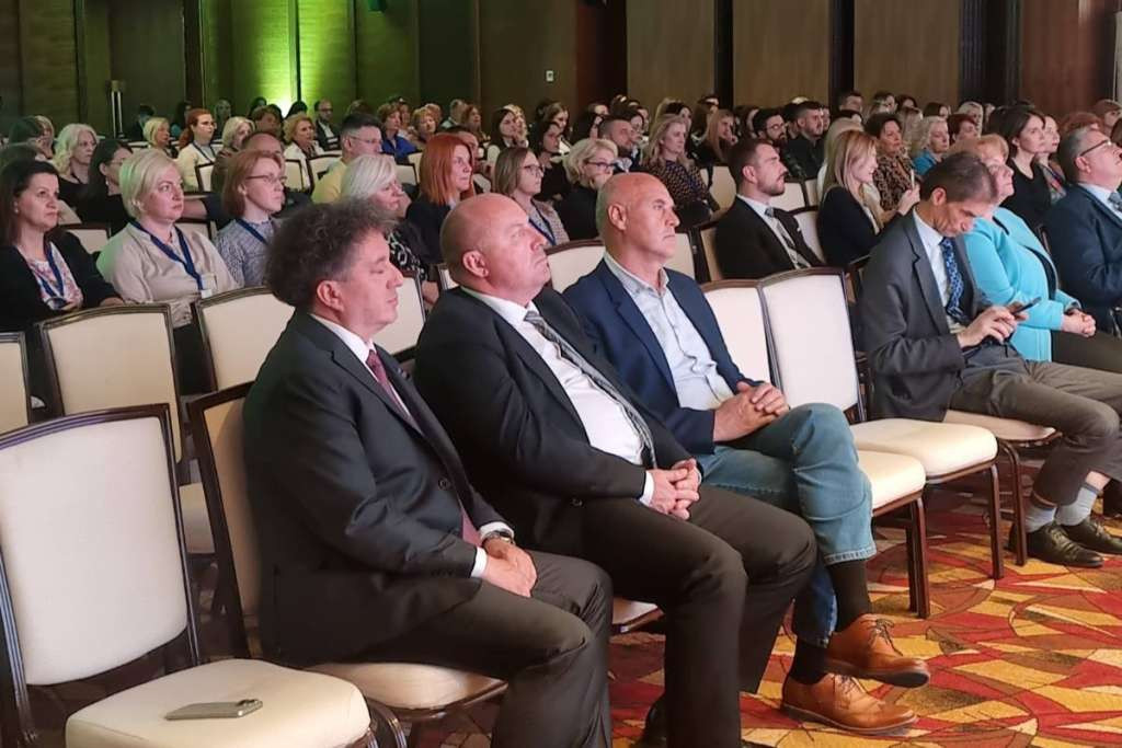 Maksić: Proširenje neonatalnog screeninga i podjela 28 puls oksimetara porodilištima u BiH