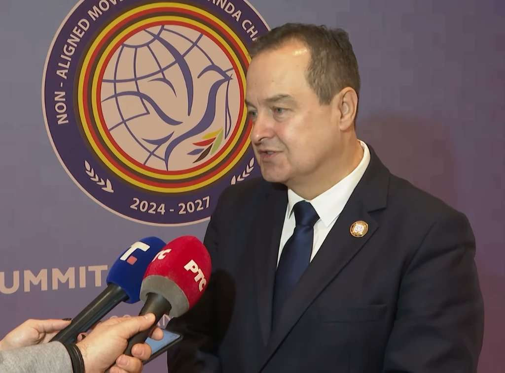 Dačić: Imamo saznanja o osobi koja se sumnjiči za slanje prijetećih poruka veleposlanstvima