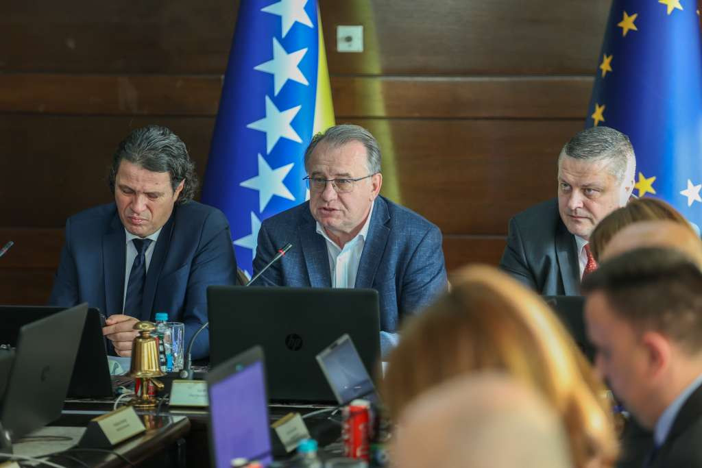 Vlada FBiH izdvojila skoro dva miliona KM za 12 jedinica lokalne samouprave