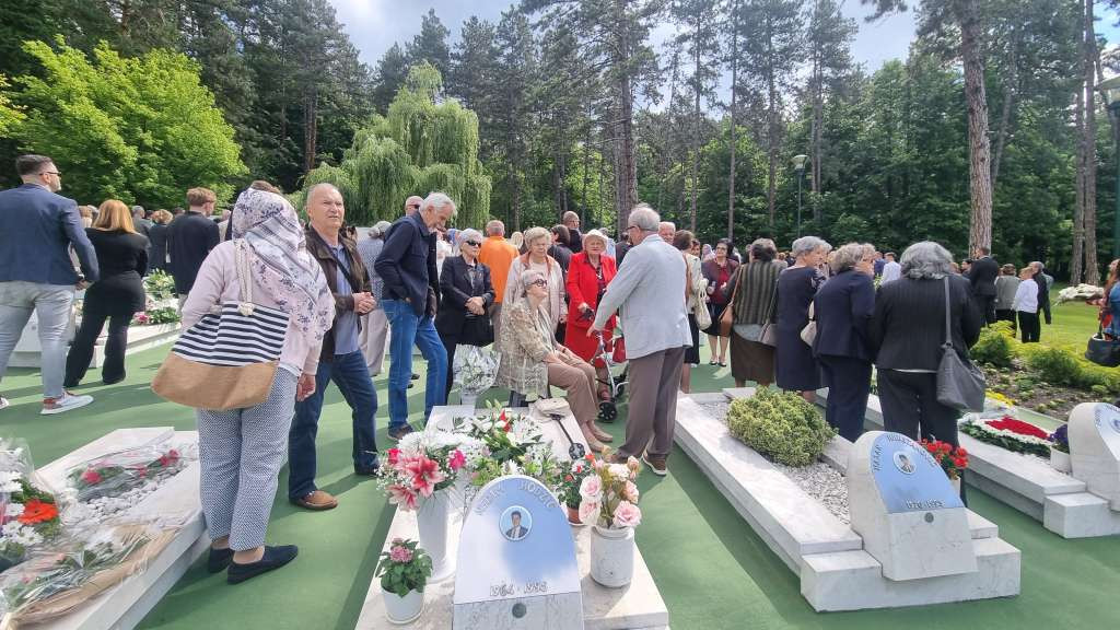 Tri decenije od zločina na Kapiji: Tuzla u boli i pijetetu obilježava 25. maj