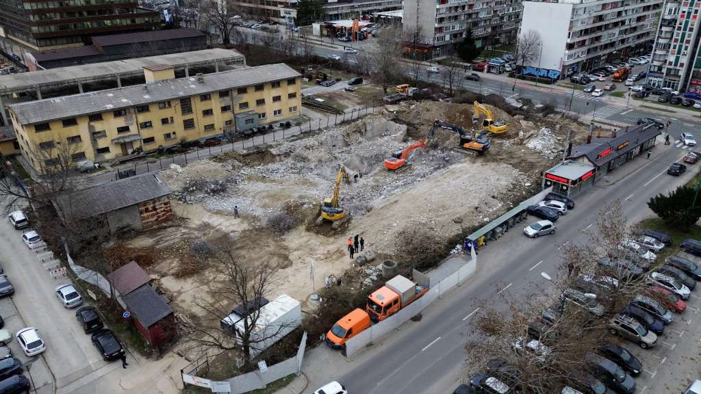 Uk najavljuje modernizaciju MUP-a KS-a, privodi se kraju rušenje zgrade u Kolodvorskoj