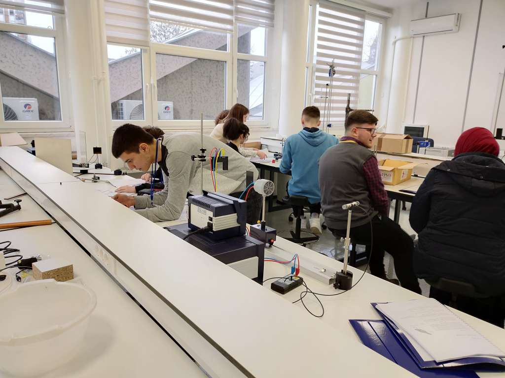 Fetić: U oblast fizike BiH, u odnosu na zemlje regije, jako malo ulaže