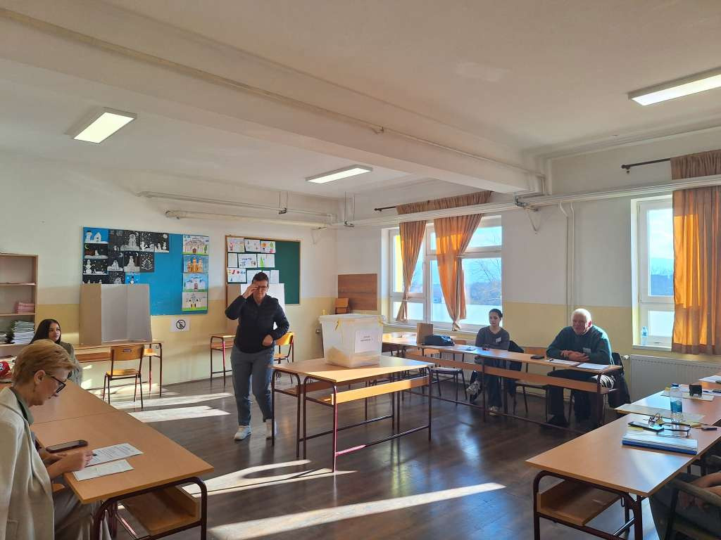 MUP RS: Incidenti na nekoliko biračkih mjesta, bilo prijava i o navodnoj kupovini glasova