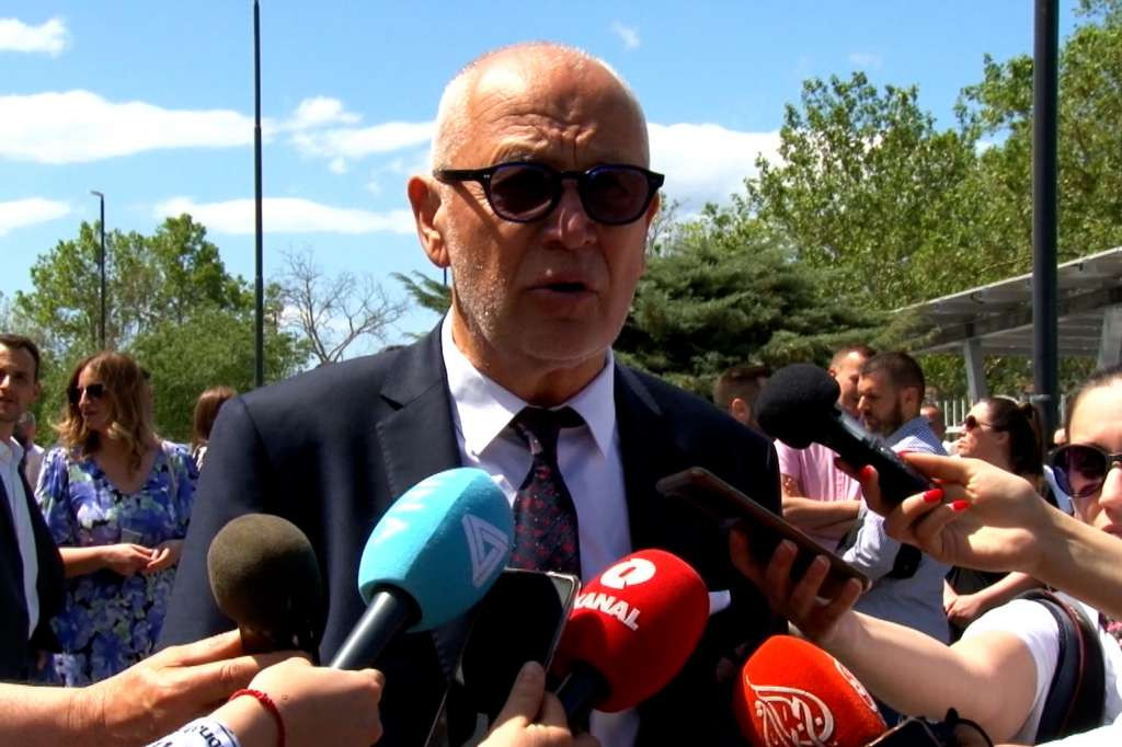 Grude: Uskoro se otvara najmodernija tvornica kartonske ambalaže u regiji, počela testna proizvodnja