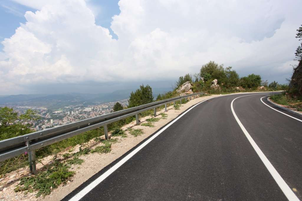 Završeni radovi na cesti koja vodi do Trebevića, olakšan pristup toj olimpijskoj planini